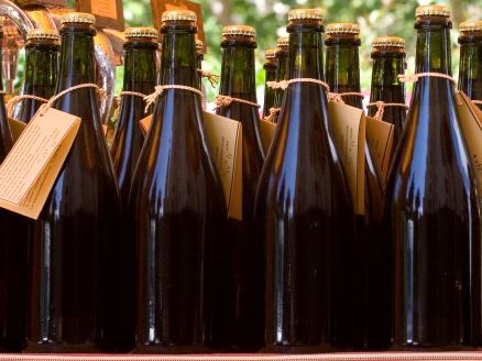 maestros-eligen-centenar-cepas-levadura_89251147_357461_1706x1280